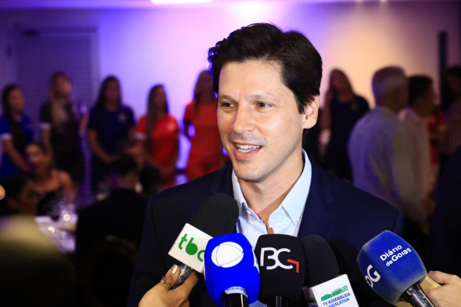 “Buscamos fortalecer o futebol goiano e valorizar os talentos do nosso Estado”, afirma Daniel Vilela na premiação dos Melhores do Goianão