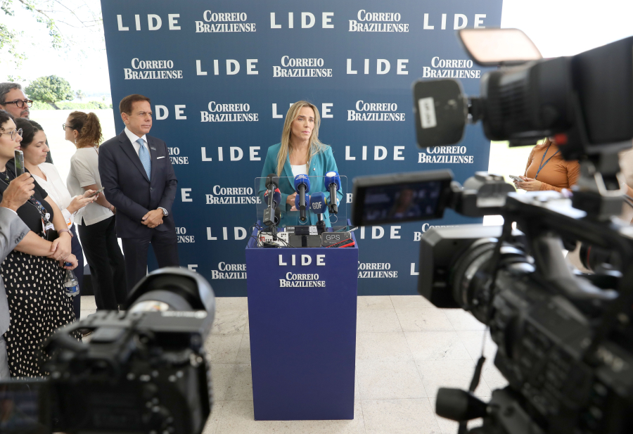 Celina Leão defende mudança econômica no DF