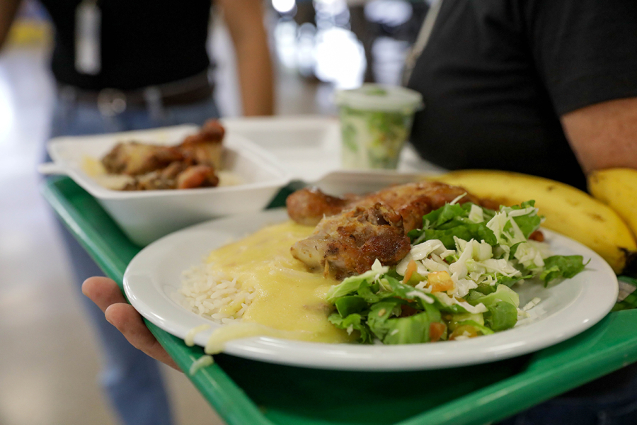 GDF amplia restaurantes comunitários e reforça combate à fome no DF