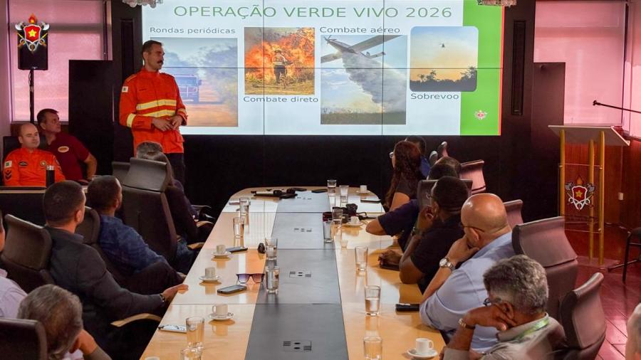 Corpo de Bombeiros amplia estrutura para enfrentar queimadas no DF em 2026