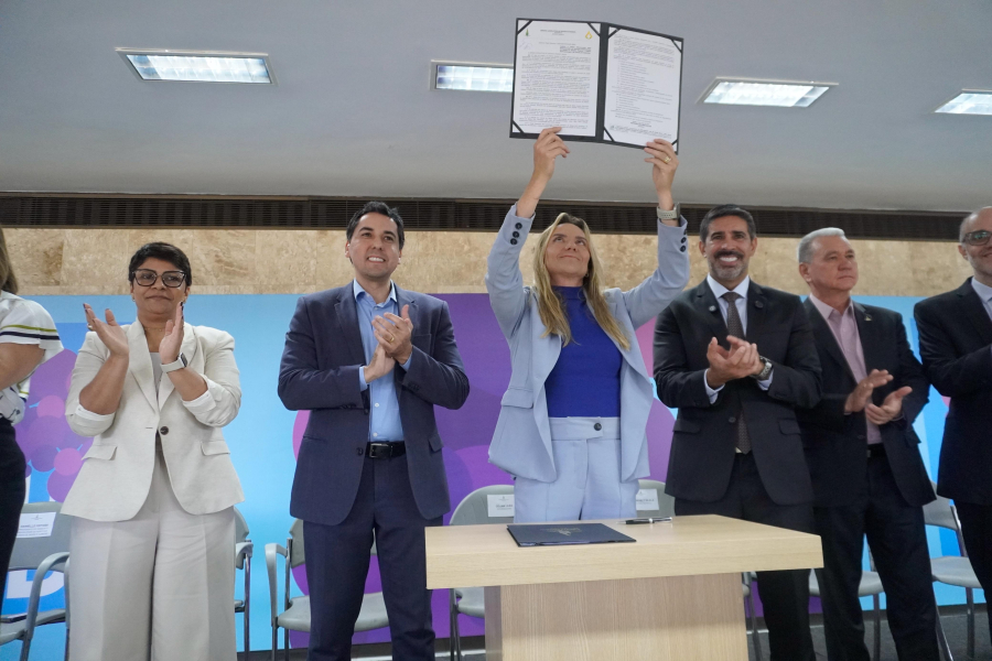 Celina Leão sanciona projeto de Roosevelt Vilela que cria a Tabela SUS Candanga