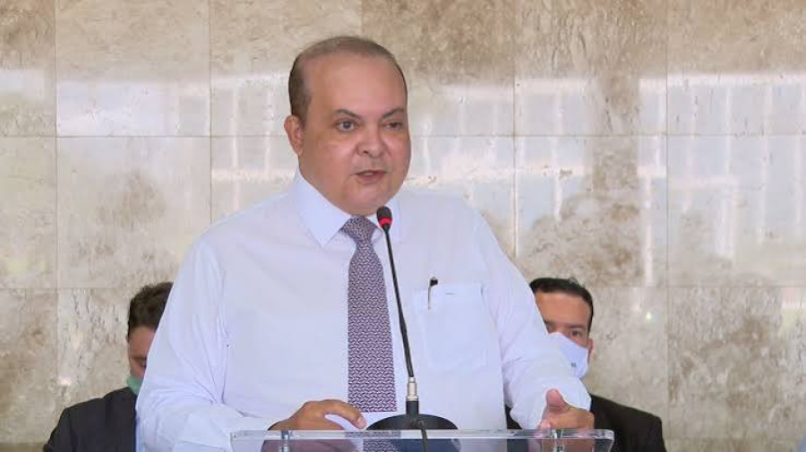 Ibaneis abre mão da disputa ao Senado e provoca nova corrida por espaço na política do DF