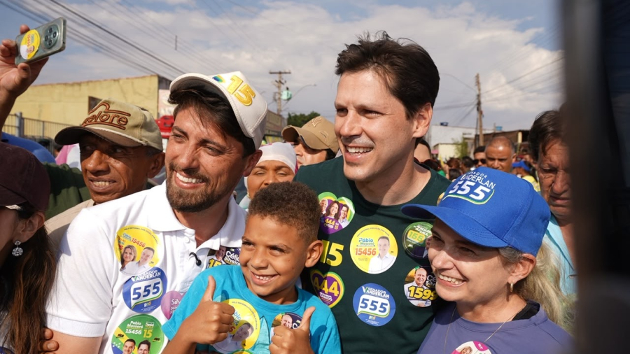 Megacarreatas de Daniel Vilela e Caiado reúnem 2,5 mil veículos no Entorno