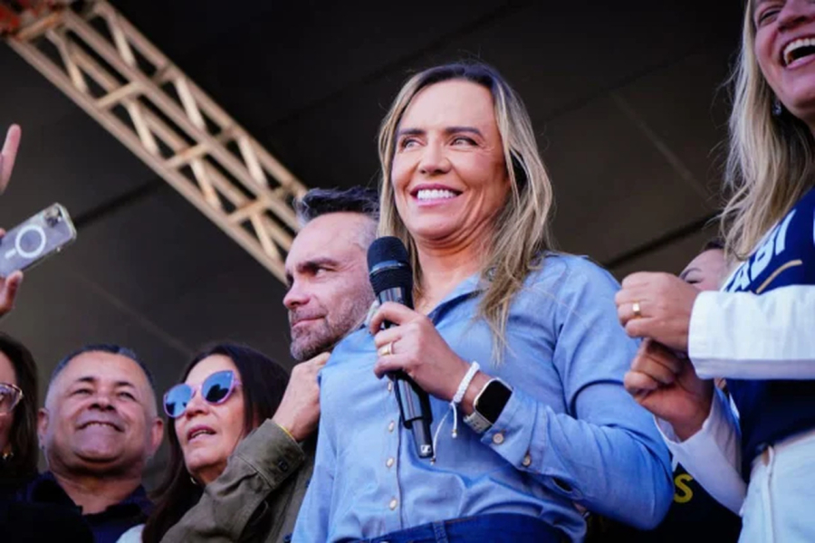Celina Leão mantém liderança em todos os cenários de pesquisa no DF